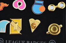 Pokemon Hoenn 8 Metal League Badge Pin Pip Gen 3 Cosplay Prop Collection Set 8*badges+Box 12*16*3cm